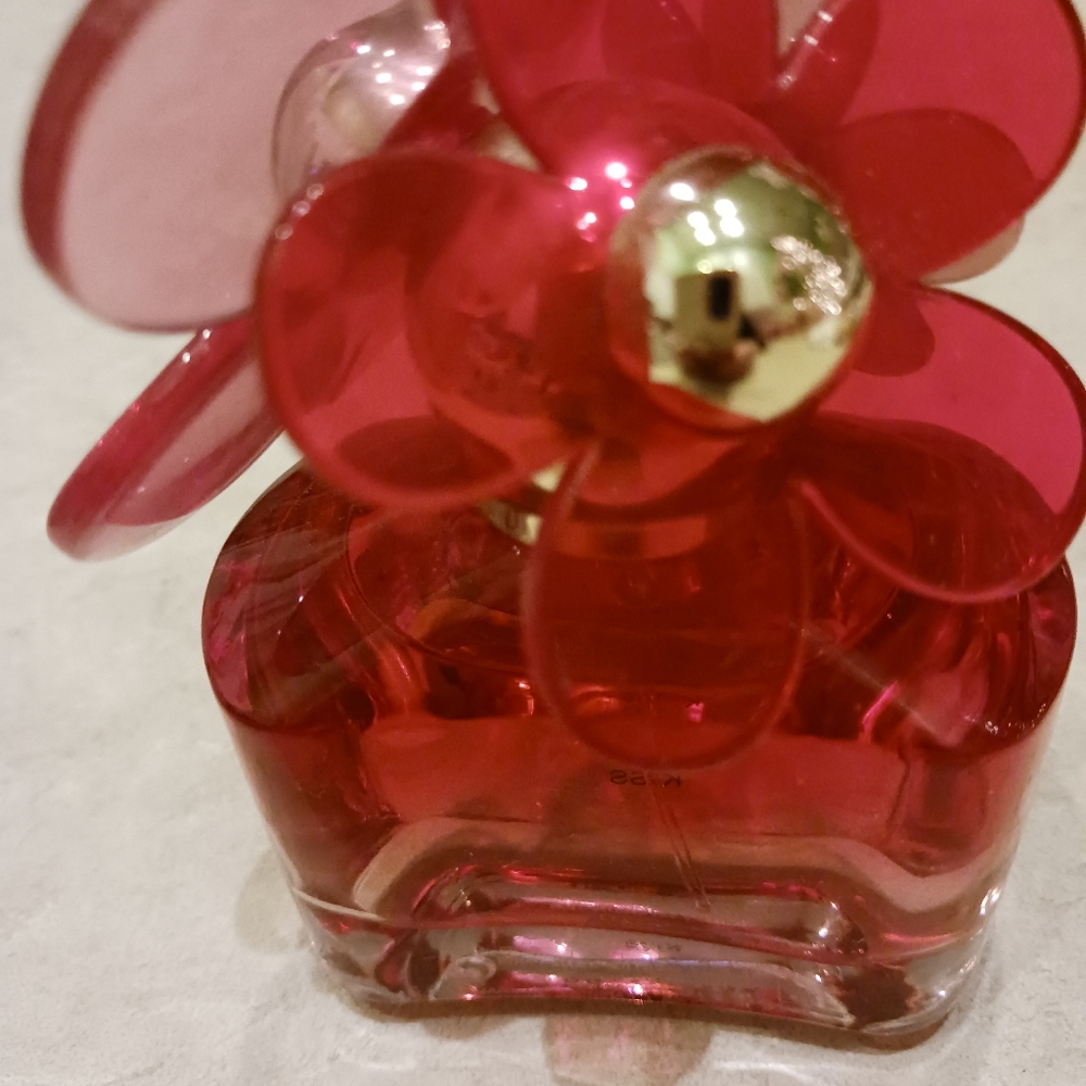 Marc Jacobs Daisy Kiss EDT